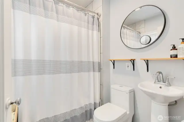 Carriage House Bathroom