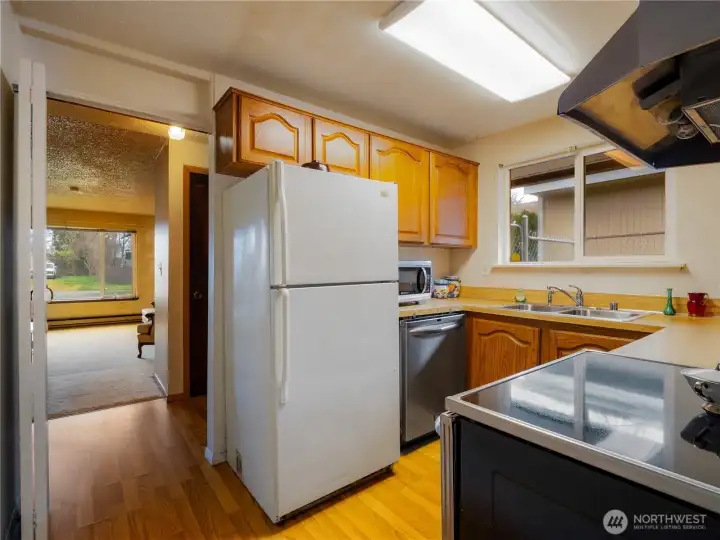 A compact kitchen with great storage awaits.