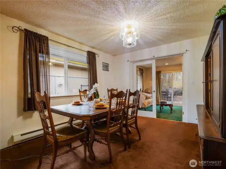 Large dining room right off the kitchen with room to have a nice meal with friends and loved ones.