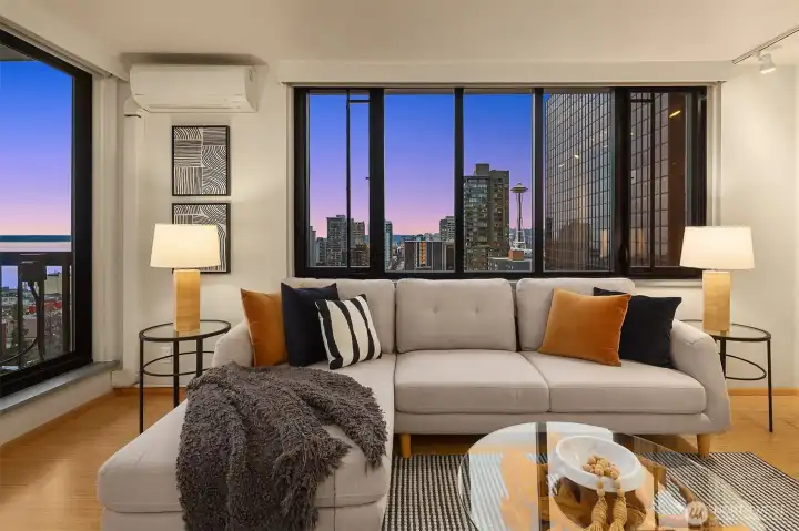 Views North toward Queen Anne and Space Needle.