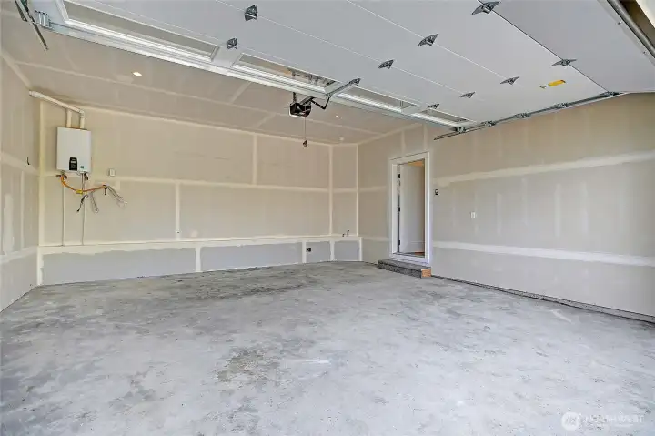 Spacious 2-Car Garage w/ Tankless Water Heater~