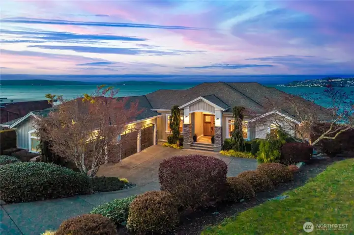 Enjoy the everchanging skyline from sunrise to sunset