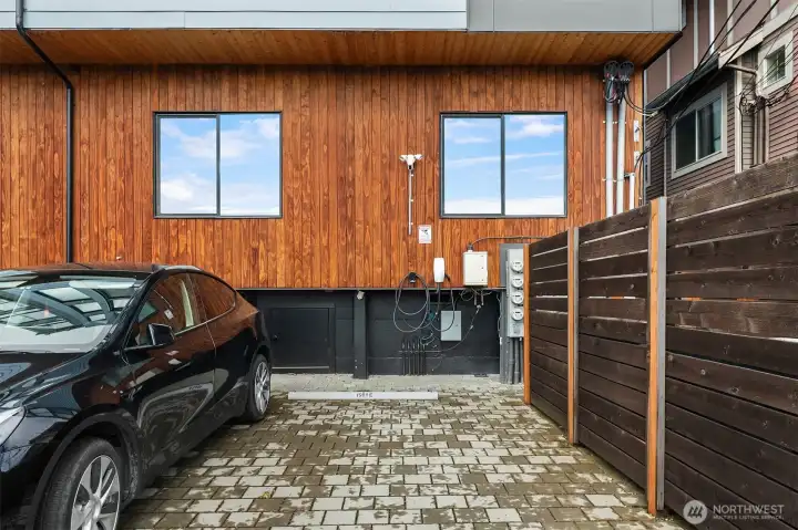 Dedicated off-street parking with EV charging adds everyday convenience in one of Seattle’s most walkable neighborhoods. Dedicated off-street parking with EV charging adds everyday convenience in one of Seattle’s most walkable neighborhoods.