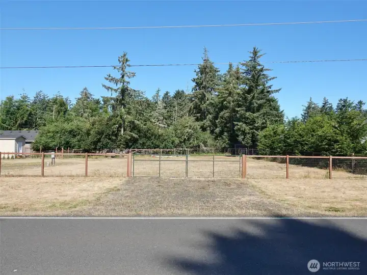 Front of the lot next door w/ a gated entrance. (Use to have an address of 715 Mt Olympus Ave.) Front of the lot next door w/ a gated entrance. (Use to have an address of 715 Mt Olympus Ave.)