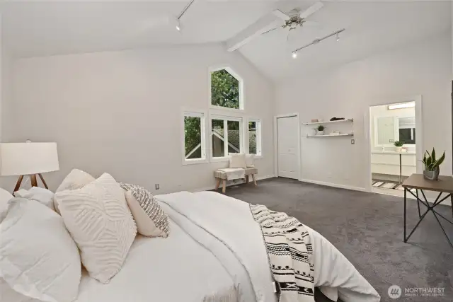 This is the 2nd Primary Suite.