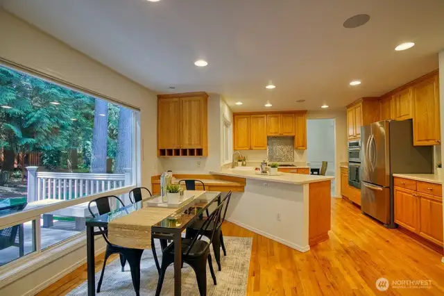 Breakfast room connected to Kitchen.