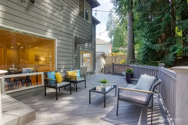 Huge Deck.