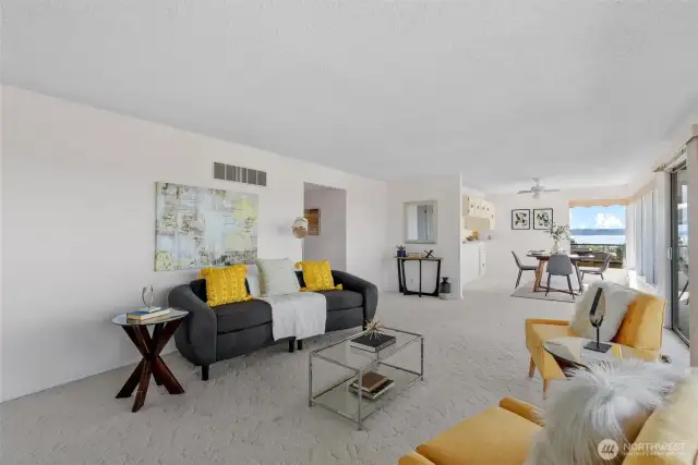 Looking for a condo unit with efficient and consistent heat throughout? You're in luck! The heating system is a forced air furnace.