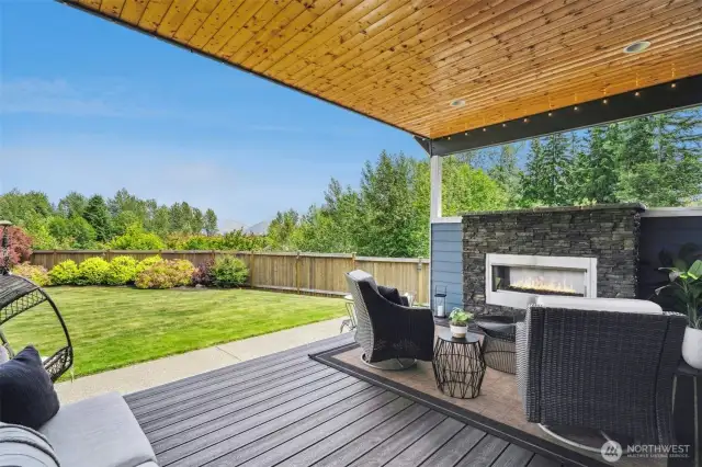 Outdoor entertaining space with stunning views of the Cascade mountains