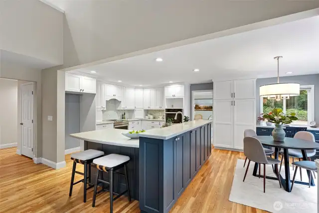Updated kitchen with soft close