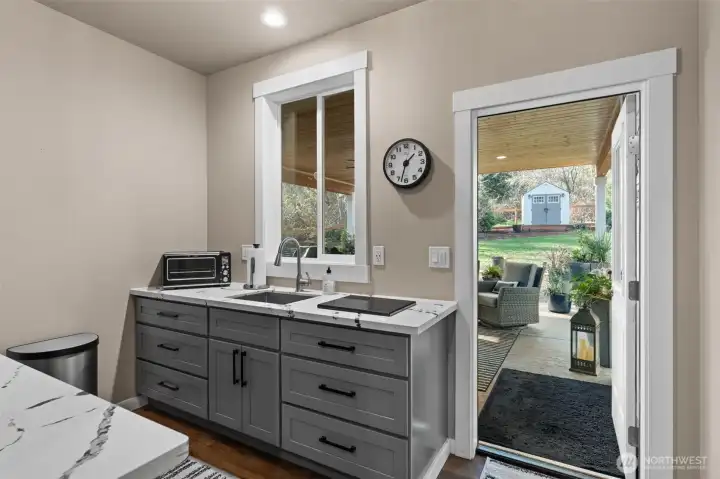 Exterior access through butlers pantry