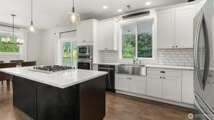 Kitchen - Main Floor