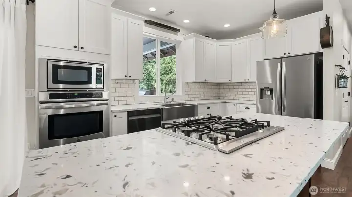 Kitchen - Main Floor