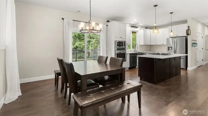 Dining Area - Main Floor