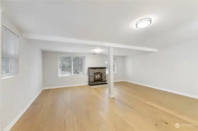 Large feel to great room.