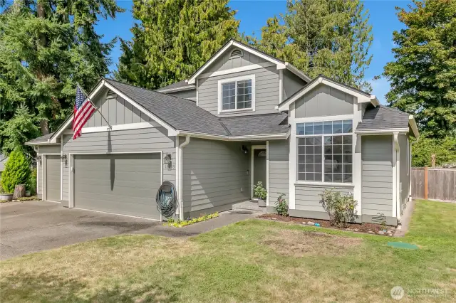 Fully updated two story in Auburn
