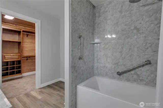 Marble tile in primary en-suite bath