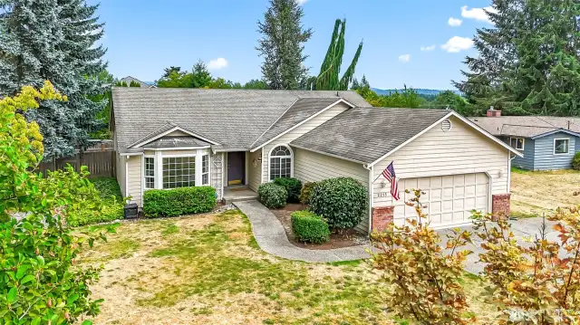 Exterior of Lake Stevens rambler home