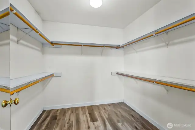 Walk-in closet