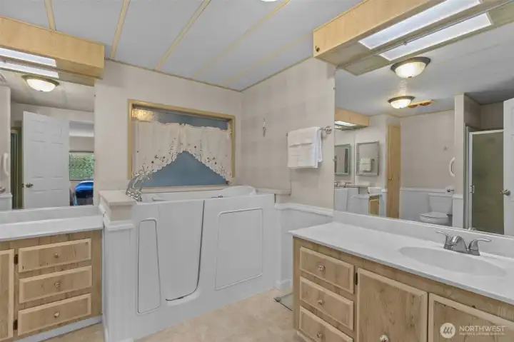 Walk-In Tub