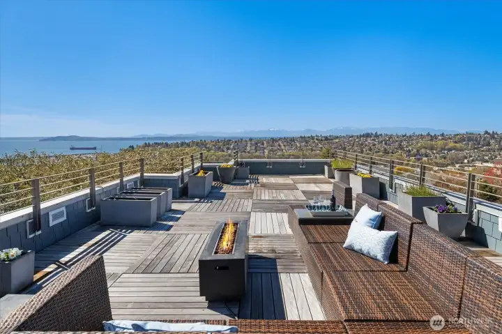 Rooftop deck looking west.