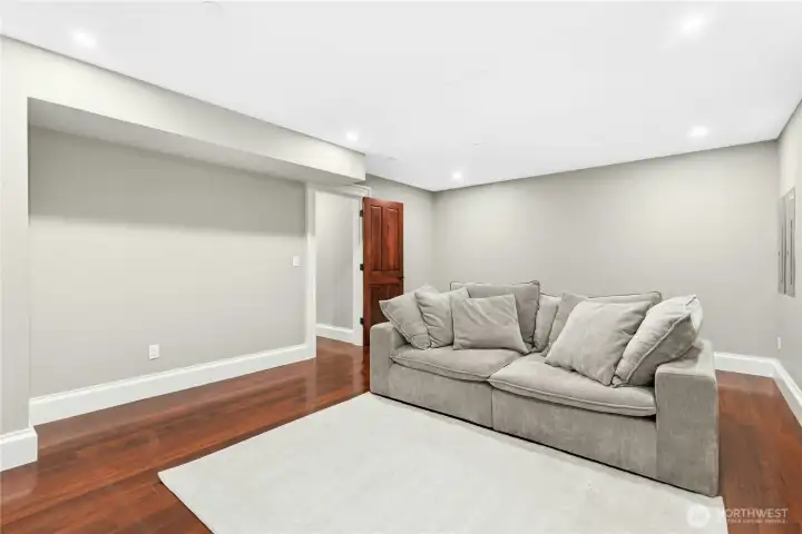 Movie room! Movie room!