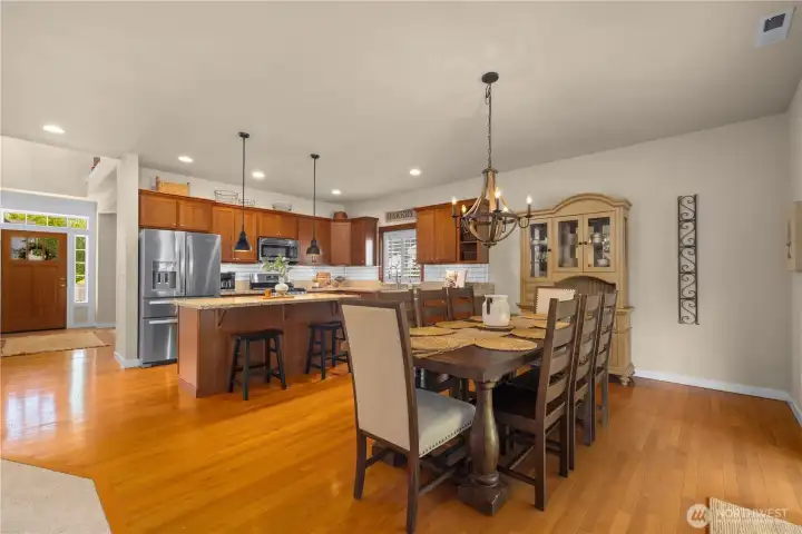The dining room has a great flow with the kitchen. Perfect spot for entertaining.