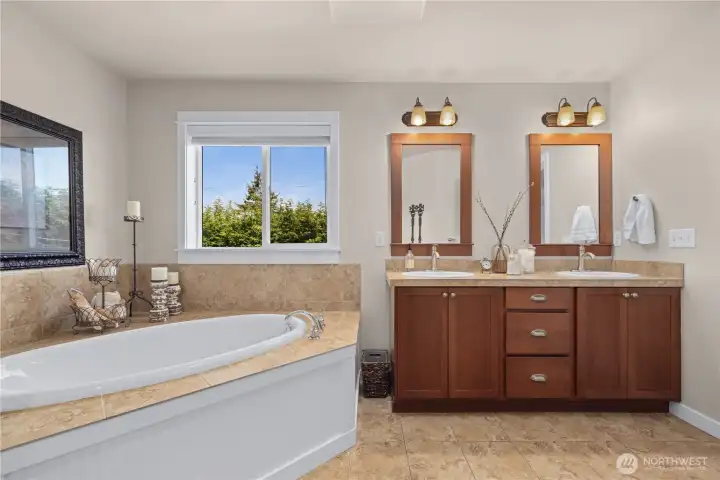 Great spot to unwind with a hot bath.