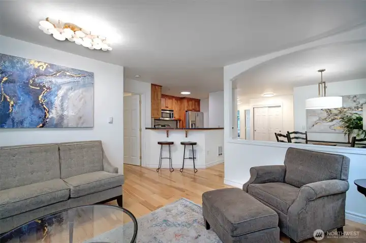 Breakfast bar in addition to the dining area is perfect for socializing or quick meals.