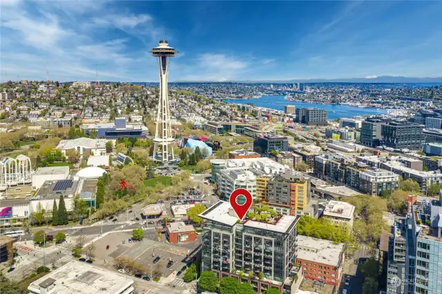 Sweeping views of Seattle!