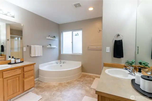 En Suite Bath