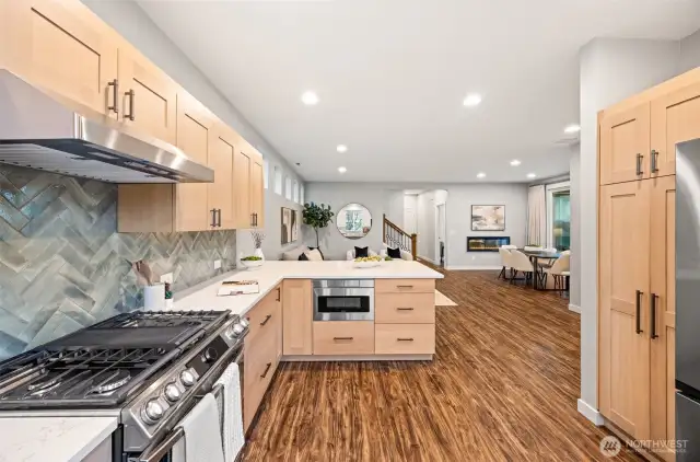 White Oak Cabinets & Quartz Countertops