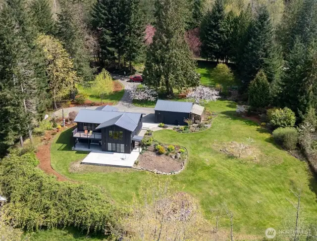 An aerial view showing this 3 bed 2 bath daylight basement home.