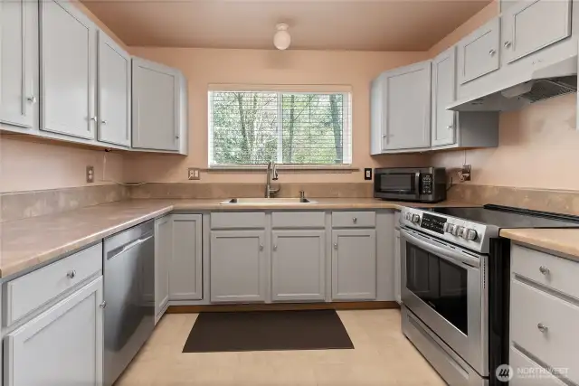 Spacious kitchen