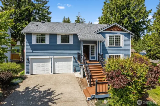 Wonderful renovated home close to everything!