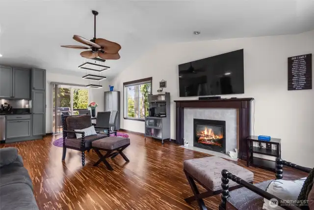 Bright living room with gas fireplace
