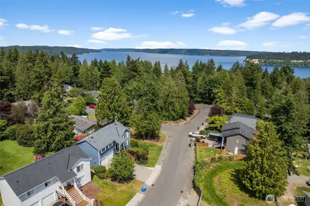 Gig Harbor waterfront just a short distance away