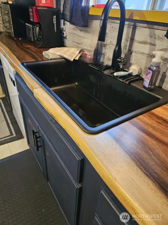 New sink, faucet, and live oak countertops!