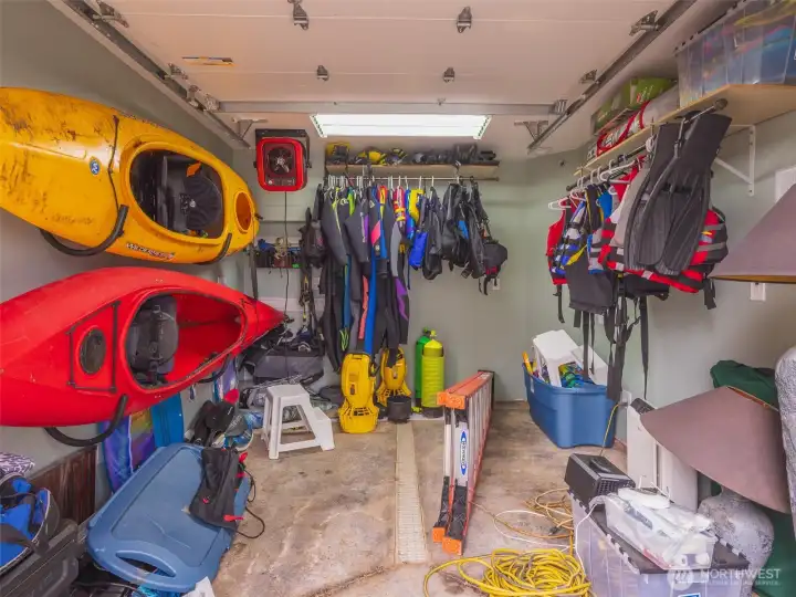 The ADU features a specially designed water sports space to store water sports/dive equipt with heater, fan, hot & cold water tap & drains to keep it all dry and ready to use.