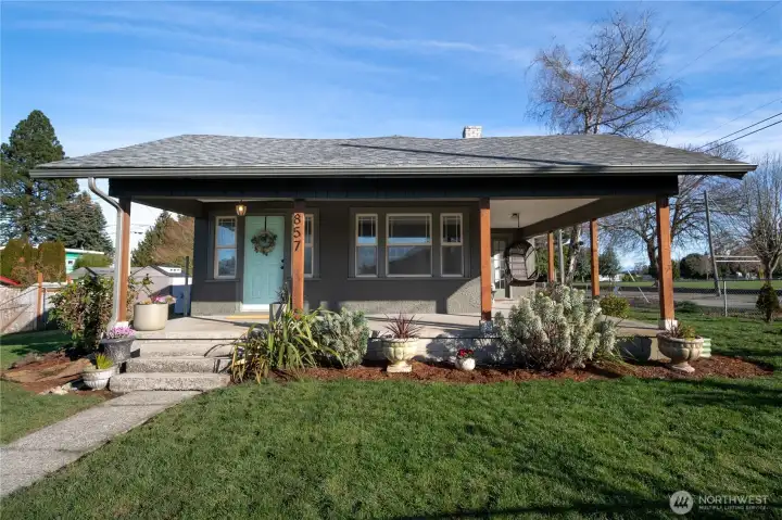 Welcome home to your craftsman bungalow!