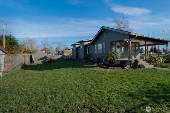 Huge yard! 7,500 sq ft lot