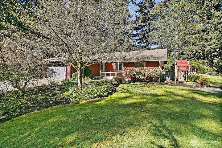 Welcome to  4317 Clearwater Lp SE, Lacey, WA 98503