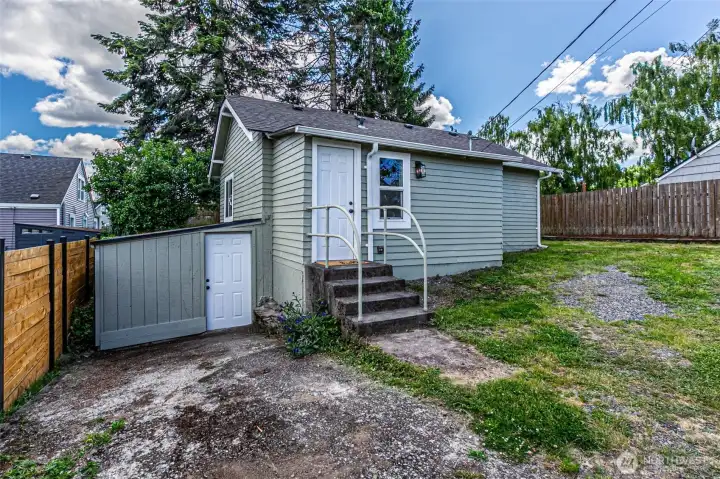 Backdoor with parking