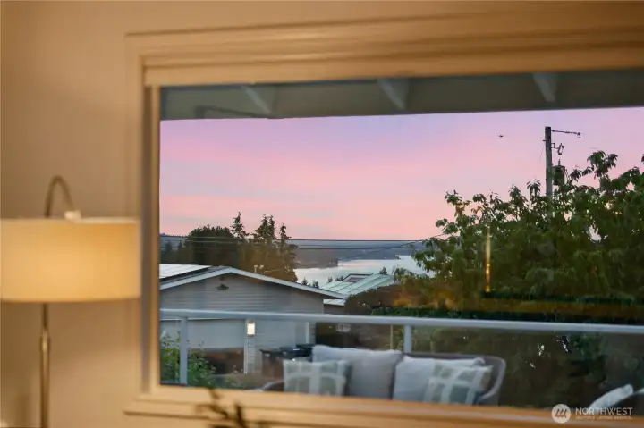 Imagine cozy evenings with a good book as the sun sets before you. Imagine cozy evenings with a good book as the sun sets before you.