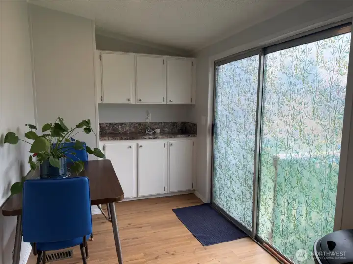 Breakfast Room