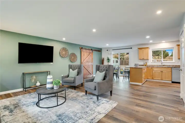 Open-Concept Living at Its Best Open-Concept Living at Its Best