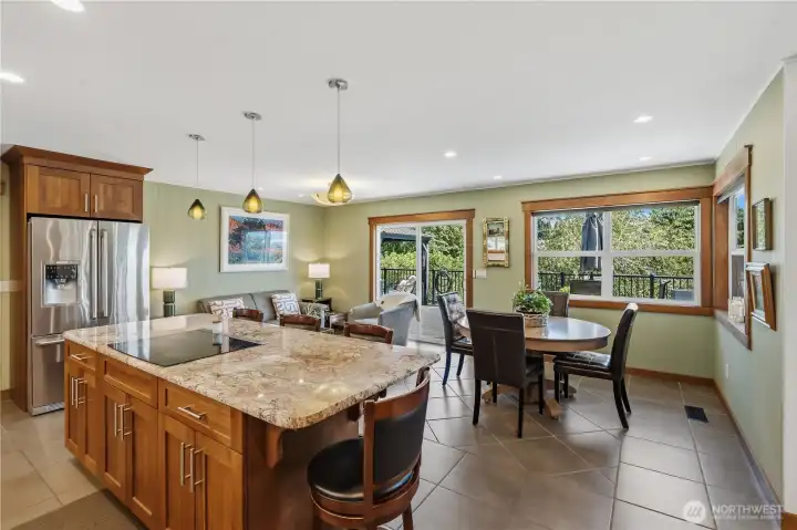 Open Entertaining Space Open Entertaining Space