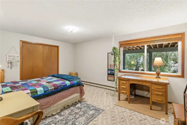5 Bedroom on Lower Level 5 Bedroom on Lower Level