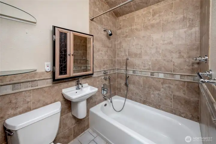 Main hall guest bathroom Main hall guest bathroom