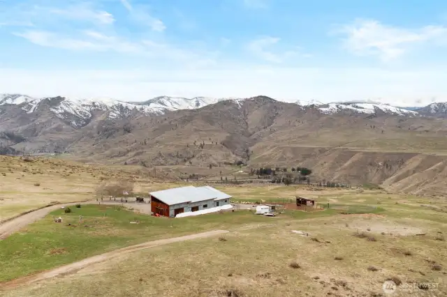 Rolling horse land